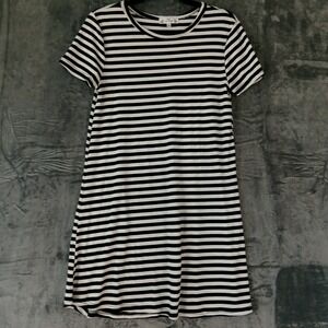 Poof‎ New York Dress Womens Large Striped T-Shirt Soft Stretchy Casual Relaxed